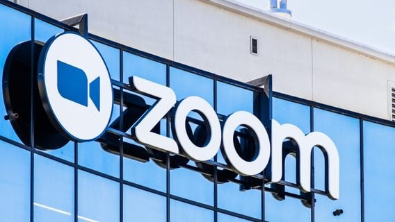 Zoom запретила пользоваться своим софтом российскому госсектору