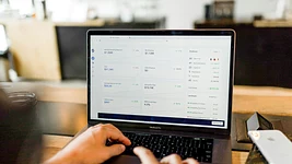 Конец эпохи подписок: глава Snowflake объяснил, почему ИИ заставит софтверных гигантов изменить бизнес-модель