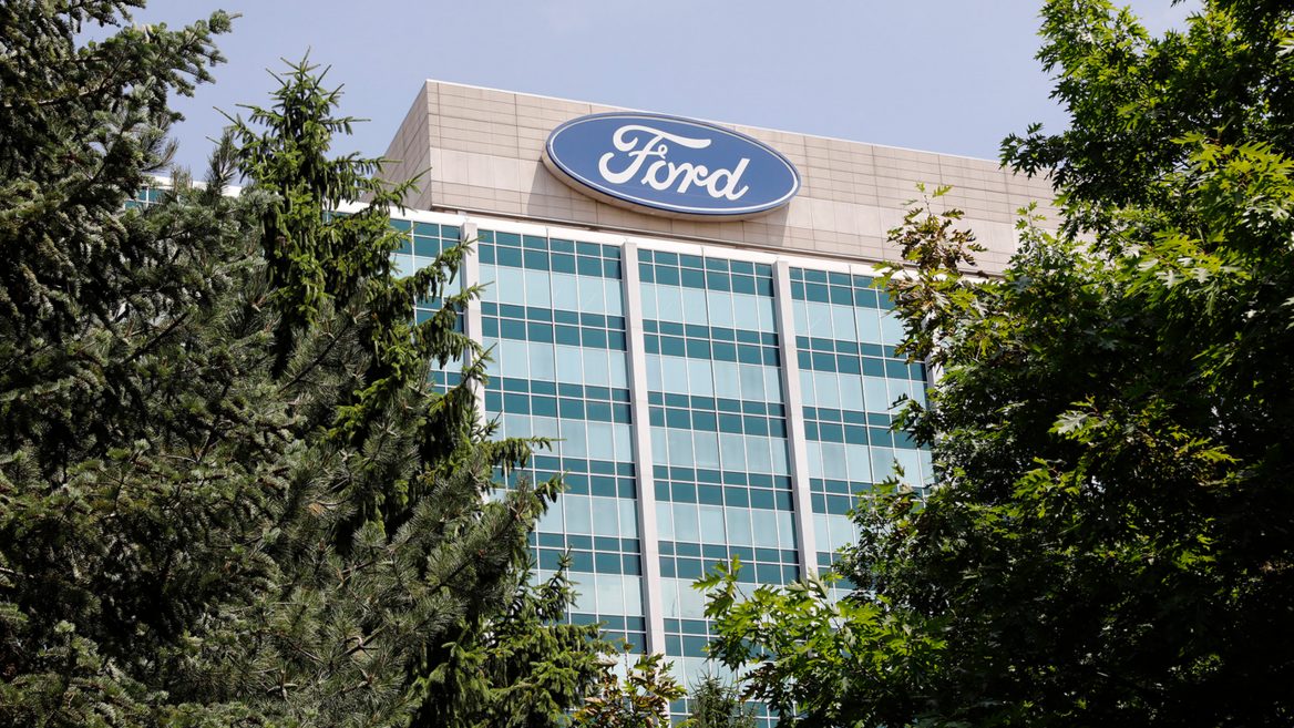 Ford уволит 8 тысяч сотрудников чтобы сосредоточиться на электрокарах