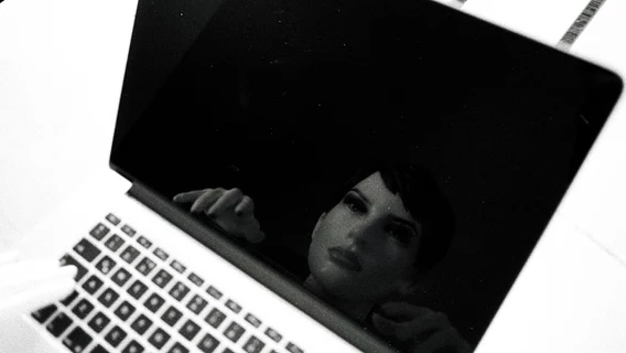 Вайб-кодинг начнёт разрушать семьи? Айтишники рассказали, как ИИ откусывает часть жизни с партнёрами