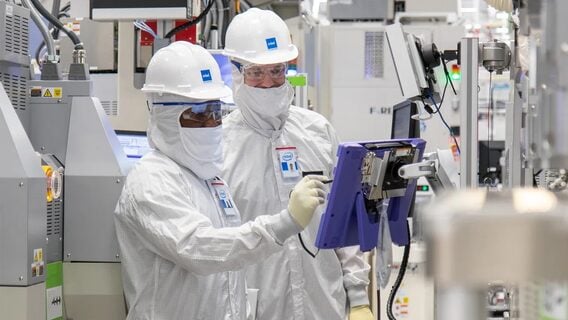 В индустрии чипов кадровый голод: к 2030 году потребуется 1 млн специалистов