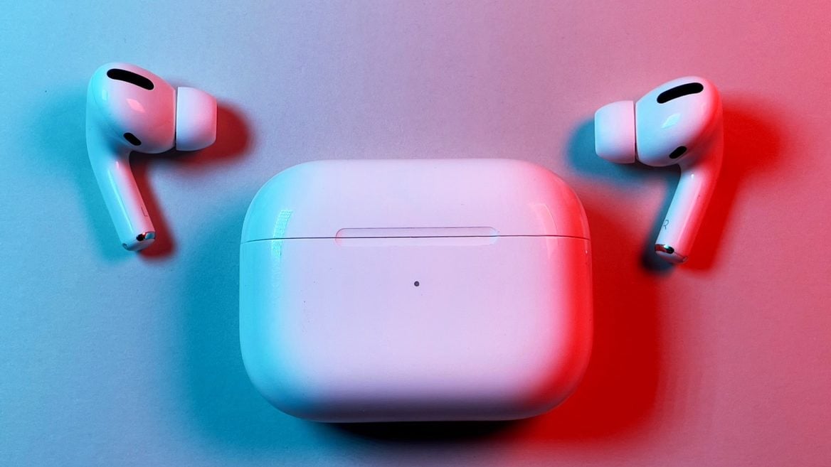 Bloomberg: Apple переведет все модели AirPods на USB-C к 2024 году