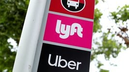 Жители Калифорнии отказались признавать водителей Uber и Lyft сотрудниками — акции компаний взлетели больше чем на 10%