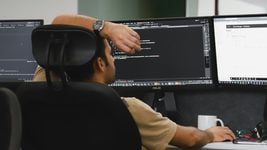 Microsoft алгоритмом уволила сотрудника, который проработал здесь 25 лет. Последним днём был его день рождения Microsoft алгоритмом уволила сотрудника, который проработал здесь 25 лет. Последним днём был его день рождения