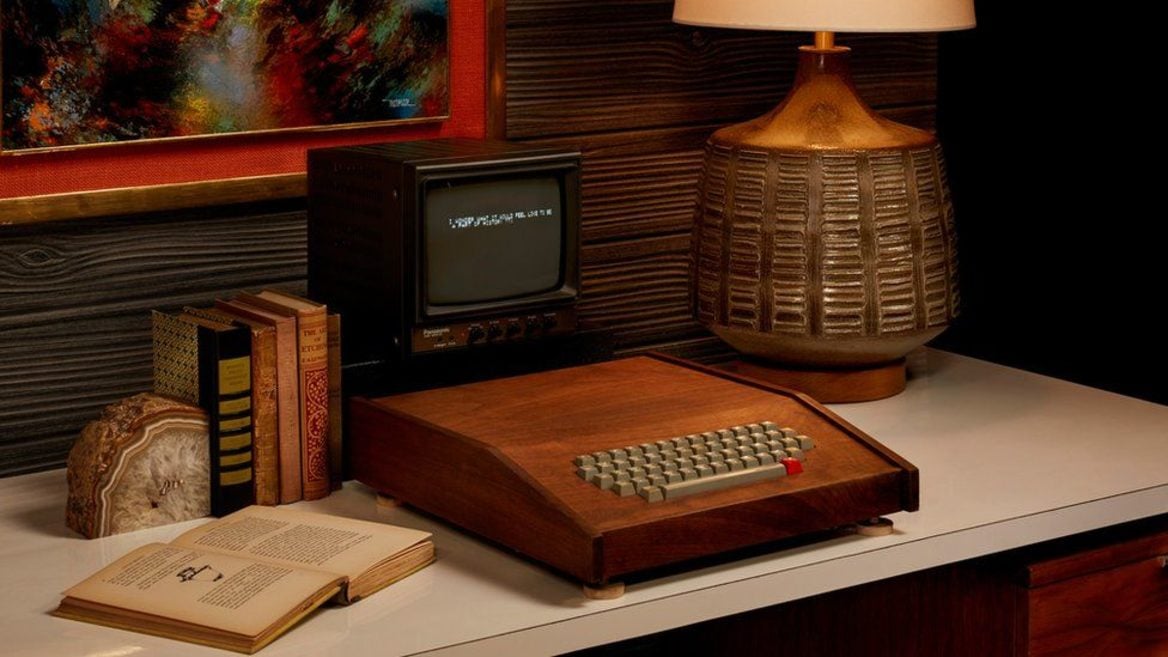 Один из первых компьютеров Apple собранный Джобсом и Возняком продали за $400 000