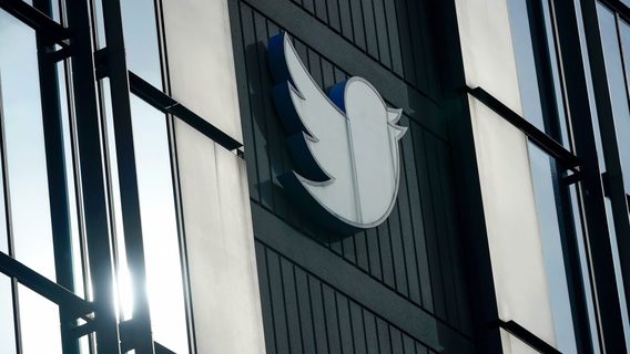 Twitter задолжал сотрудникам «десятки миллионов долларов» бонусов, они пошли в суд