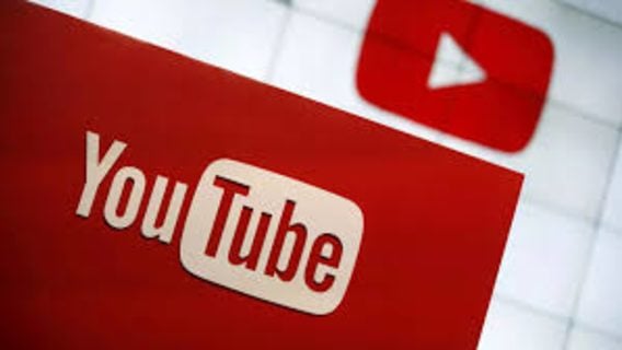 Youtube c 1 июня встроит рекламу во все ролики. Но доход получат немногие