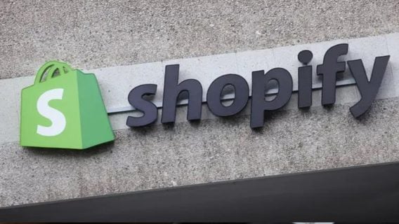 Shopify будет нанимать только тех сотрудников, которых не может заменить ИИ