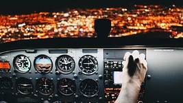 Минтранс США набрал две тысячи геймеров в авиадиспетчеры и наймёт ещё столько же