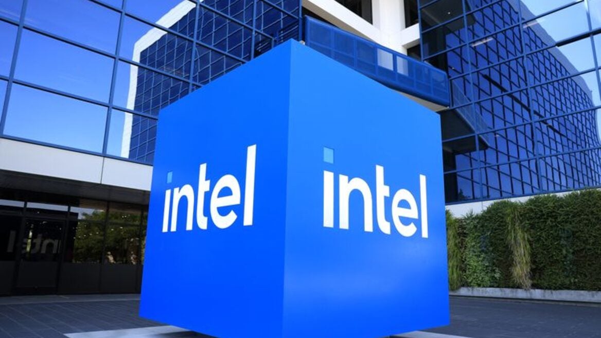 Трамп: США теперь владеет 10% акций Intel