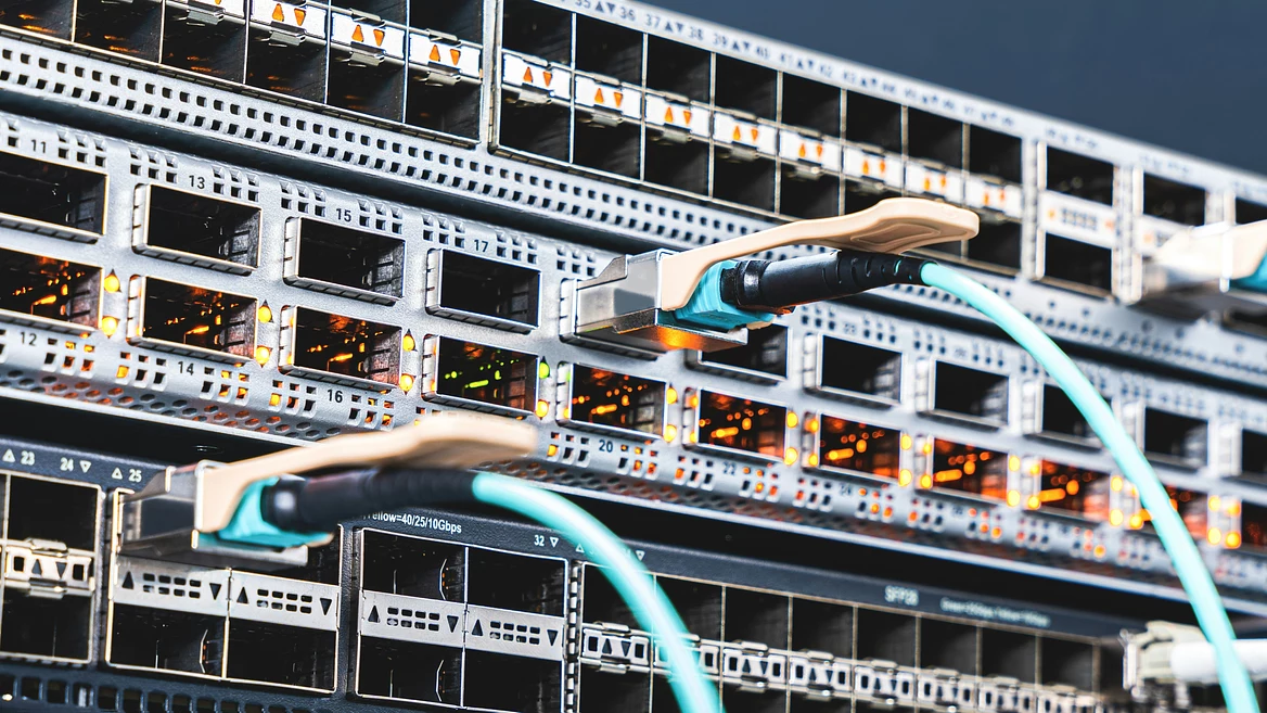 Три дата-центра Amazon пострадали от ударов дронов. Из одного эвакуировали сотрудников