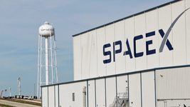 SpaceX подала в суд на регулятора, который обвинил ее в незаконном увольнении сотрудников