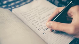 В ИИ-сфере назревает новая горячая профессия: независимые оценщики моделей