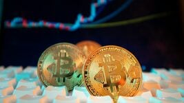 Первый беларусский банк запустил обмен крипты в приложении