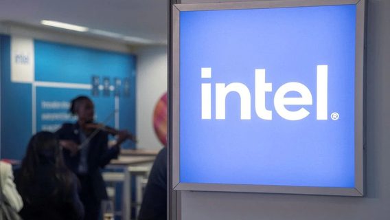 Intel предложила тысячам сотрудников уйти в неоплачиваемый отпуск — или уволиться