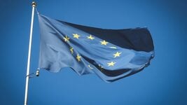 175 тысяч беларусаў з'ехалі жыць і працаваць у ЕС у 2024 годзе. А за апошнія пяць гадоў дазвол атрымалі амаль мільён 175 тысяч беларусаў з'ехалі жыць і працаваць у ЕС у 2024 годзе. А за апошнія пяць гадоў дазвол атрымалі амаль мільён