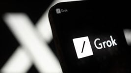 Grok опять опозорился: чат-бот сомневается в Холокосте Grok опять опозорился: чат-бот сомневается в Холокосте