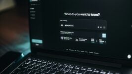 Аўтар вайб-кодынгу прадставіў nanochat — праект для навучання LLM за 4 гадзіны і $100 Аўтар вайб-кодынгу прадставіў nanochat — праект для навучання LLM за 4 гадзіны і $100