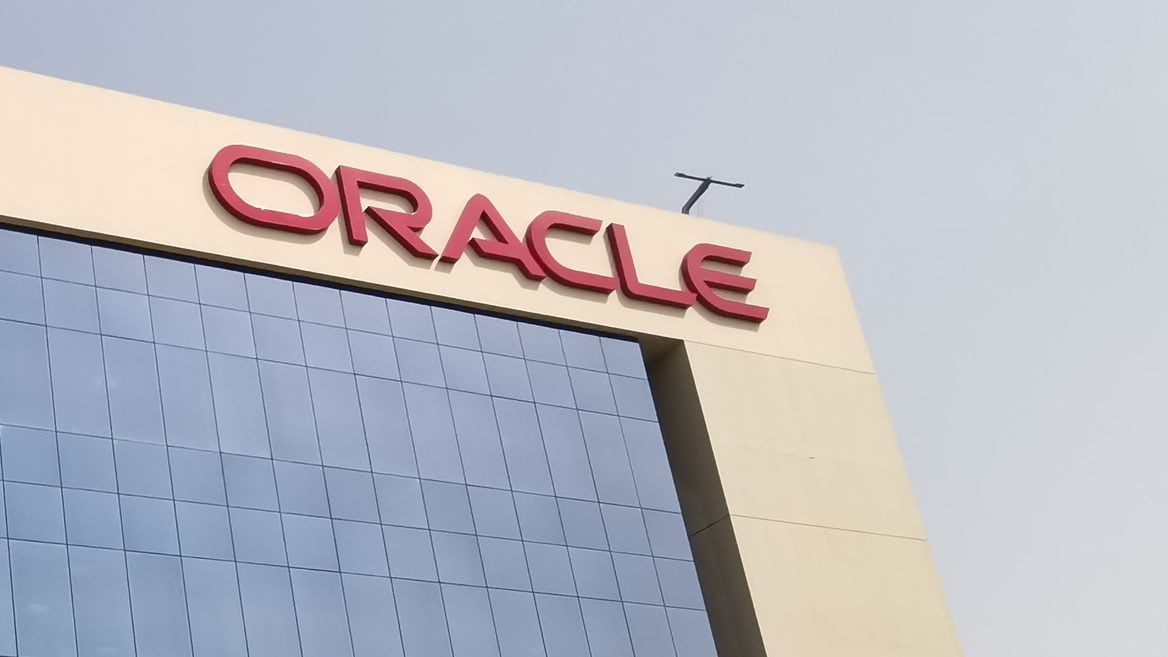 Oracle покупает медтех-компанию почти за $30 млрд крупнейшая сделка