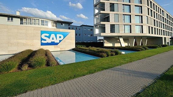 От умных поездов до портовой логистики: почему SAP вкладывает миллиарды в интернет вещей 