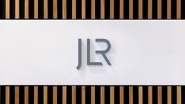 Автопроизводитель отправил рабочих в неоплачиваемый отпуск на несколько недель из-за кибератаки Автопроизводитель отправил рабочих в неоплачиваемый отпуск на несколько недель из-за кибератаки