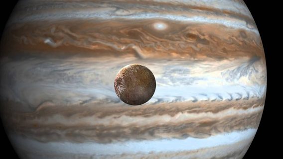 Станция NASA передала самый подробный снимок ледяного спутника Юпитера