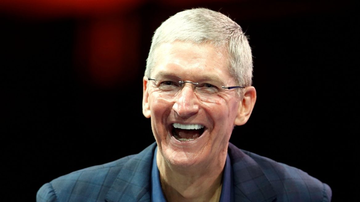 Apple нашла и уволила сотрудницу которая сливала данные своему брату