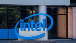 Intel собирается уволить тысячи сотрудников на фоне падения рынка ПК