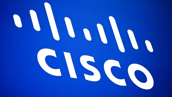 Cisco сокращает 4000 человек. Уволенным дарят курс по ИИ