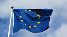Евросоюз хочет обязать компании помечать контент, созданный ИИ