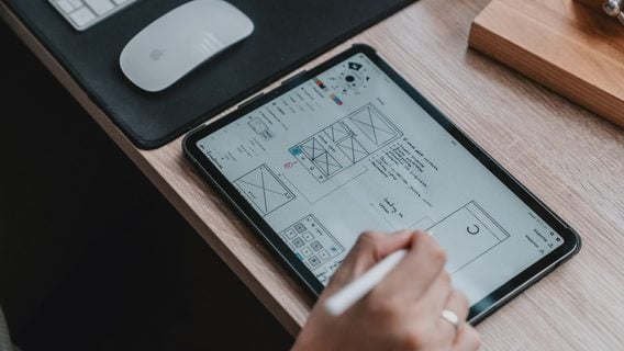 Не Paint-ом единым. 13 курсов по UX/UI-дизайну для продвинутых и не только