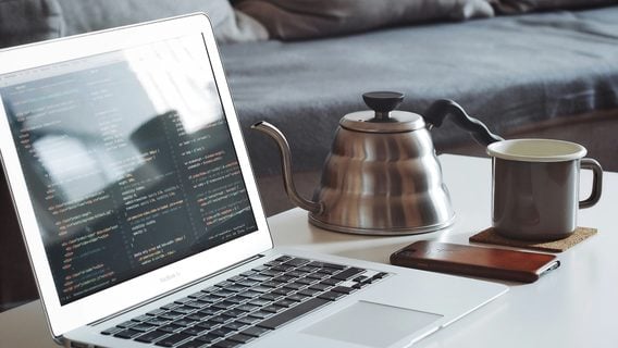 Работа везде, команда — нигде: инструкция по выживанию для senior‑разработчика в распределённой компании Работа везде, команда — нигде: инструкция по выживанию для senior‑разработчика в распределённой компании