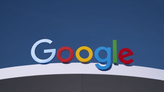 Google год платит бывшим сотрудникам, чтобы не переходили к конкурентам