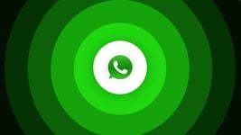 WhatsApp сможет отправлять сообщения в другие мессенджеры. А потом и звонить