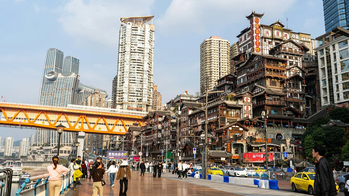 «Мы верим в деньги». Поговорили с беларусами, которые строили бизнес с китайцами