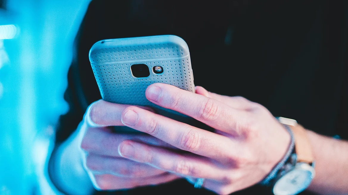 Не только банки. Польские операторы стали требовать у беларусов ВНЖ или паспорт