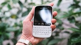 Зумеры хотят вернуться к кнопочным телефонам Зумеры хотят вернуться к кнопочным телефонам