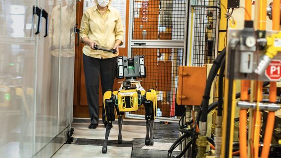 Роботы Boston Dynamics займутся отрисовкой завода Ford