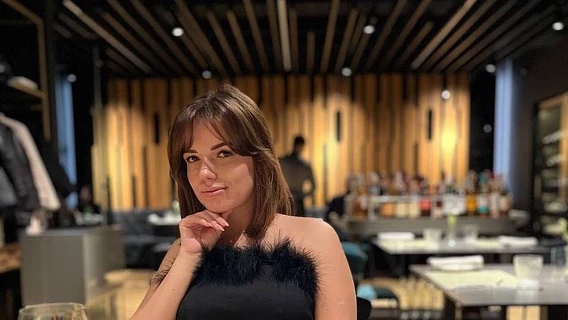 «Айтишную зп ещё не зарабатываю». Закончила БГУИР, мечтала программировать — но купила кафе. Хороший выбор в эти времена?