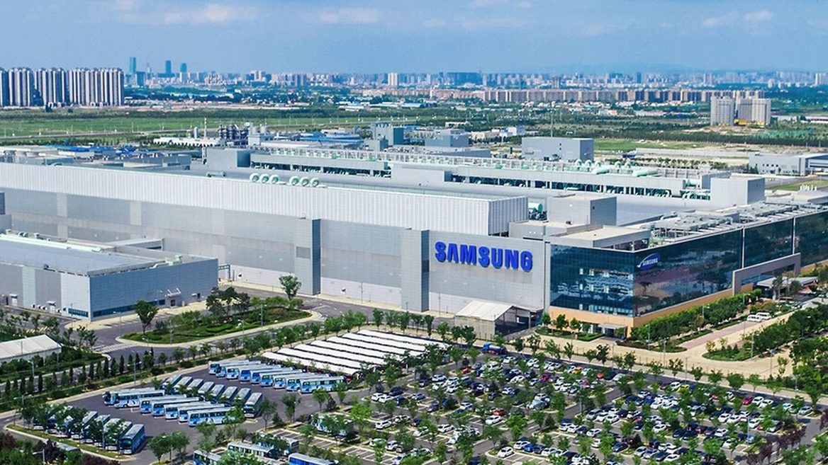 Samsung резко сократила штат в Китае за последние годы закрывает заводы