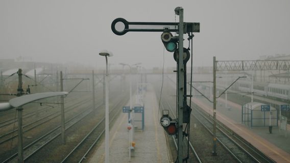 Из-за технического сбоя в Польше остановилось движение поездов (временно)