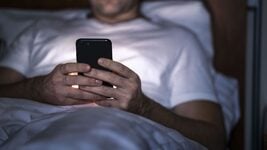 Топовая порностудия зарабатывает миллионы, подавая иски против пользователей