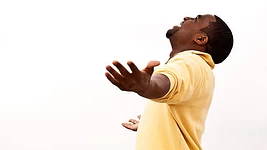 «Я благодарил Бога»: айтишник получил сразу два оффера от Microsoft после 50 отказов