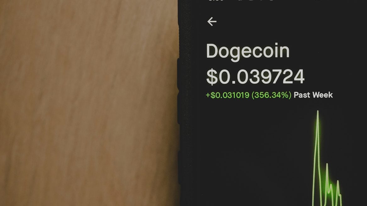 Dogecoin взлетел на 20% из-за Трампа