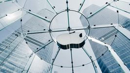 Хакеры взломали Apple, украли код внутренних инструментов