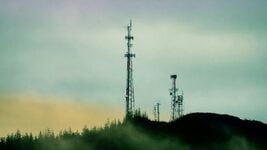 «Нават у грузінскіх гарах лепш». Карыстальнікі ў Беларусі масава скардзяцца на мабільны інтэрнэт