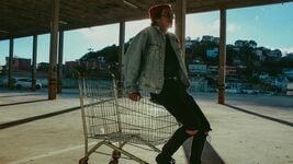 «Раньше можно было брать просто так». Exadel продаёт сотрудникам мерч (дорого)