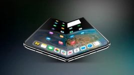 Bloomberg: Apple планирует выпустить складной iPhone в следующем году