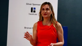 Предпринимательница научила ИИ думать, как Джобс — модель помогает управлять компанией