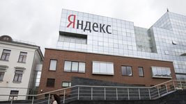 Bloomberg: «Яндекс» лишился важных технологий — запасов хватит на год-полтора